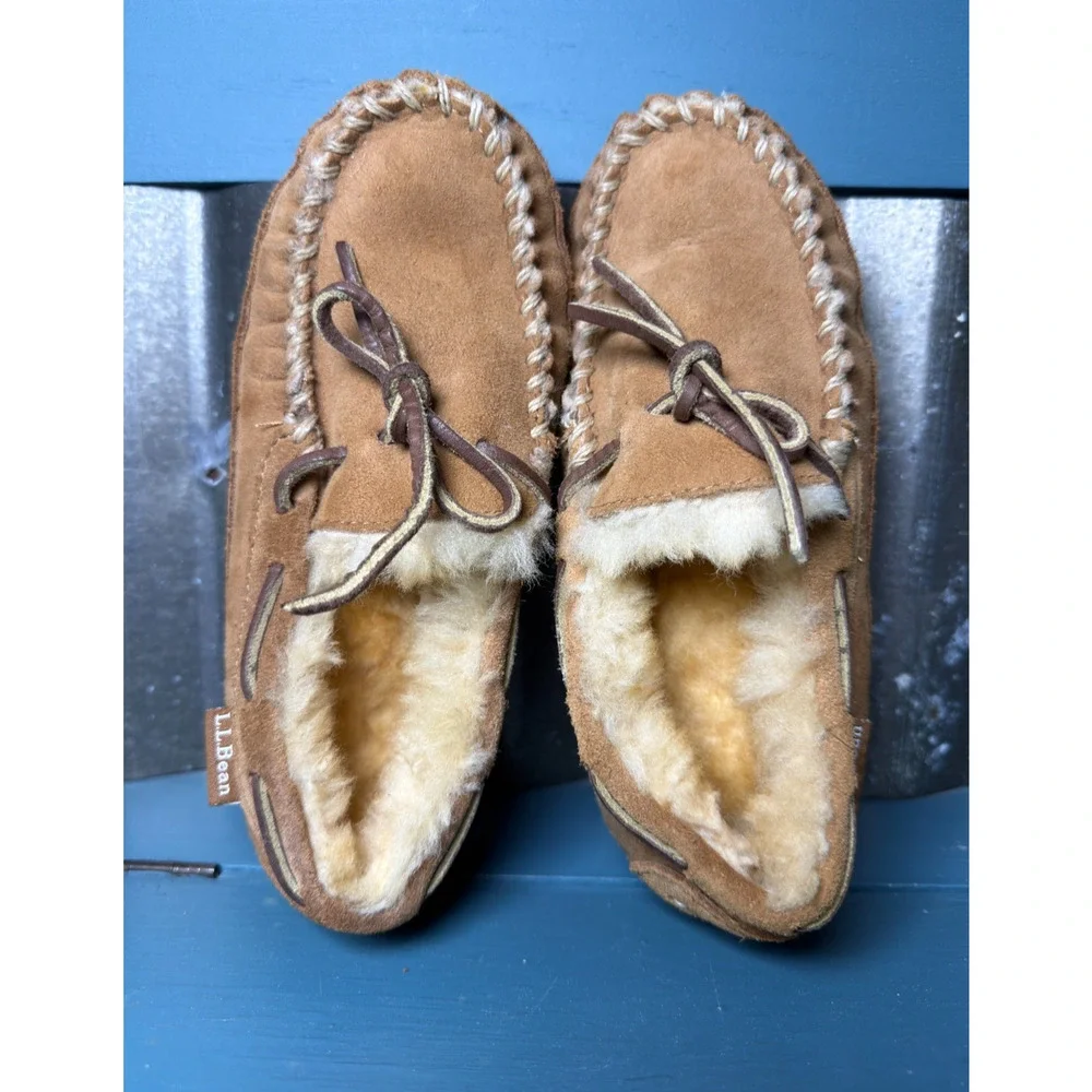L.L. Bean Kids Wicked Good Moccasin Slippers Suede Shearling Size 1 Tan Brown